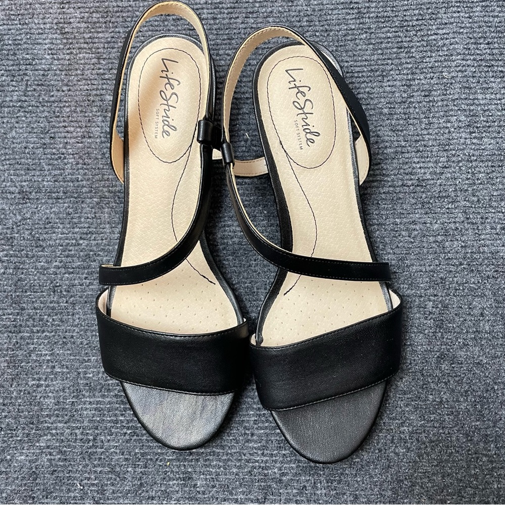 LifeStride Women's Yasmine Size 10M Black New In Box